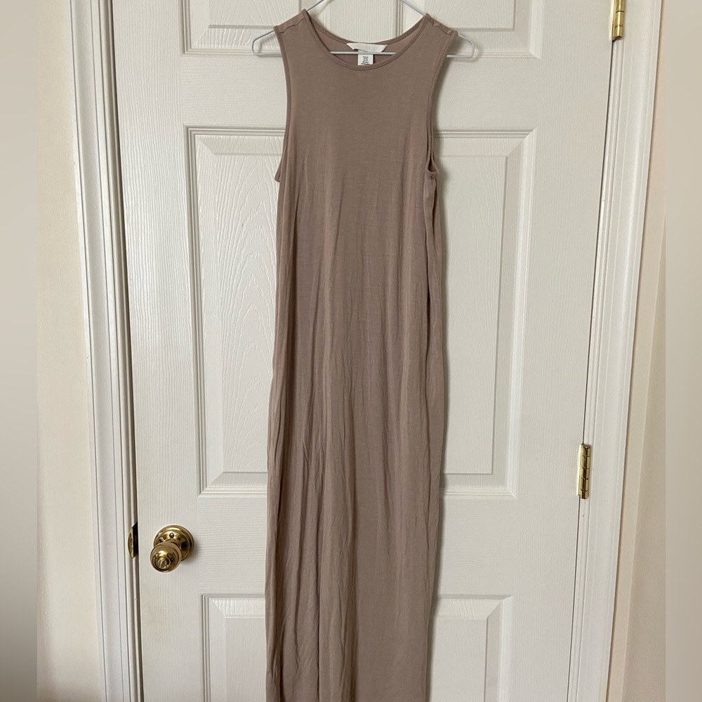 Tan Sleeveless Maxi Dress